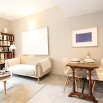APPARTEMENT SPACIEUX ET COSY - HYPER-CENTRE - FREE WIFI - 2 pers