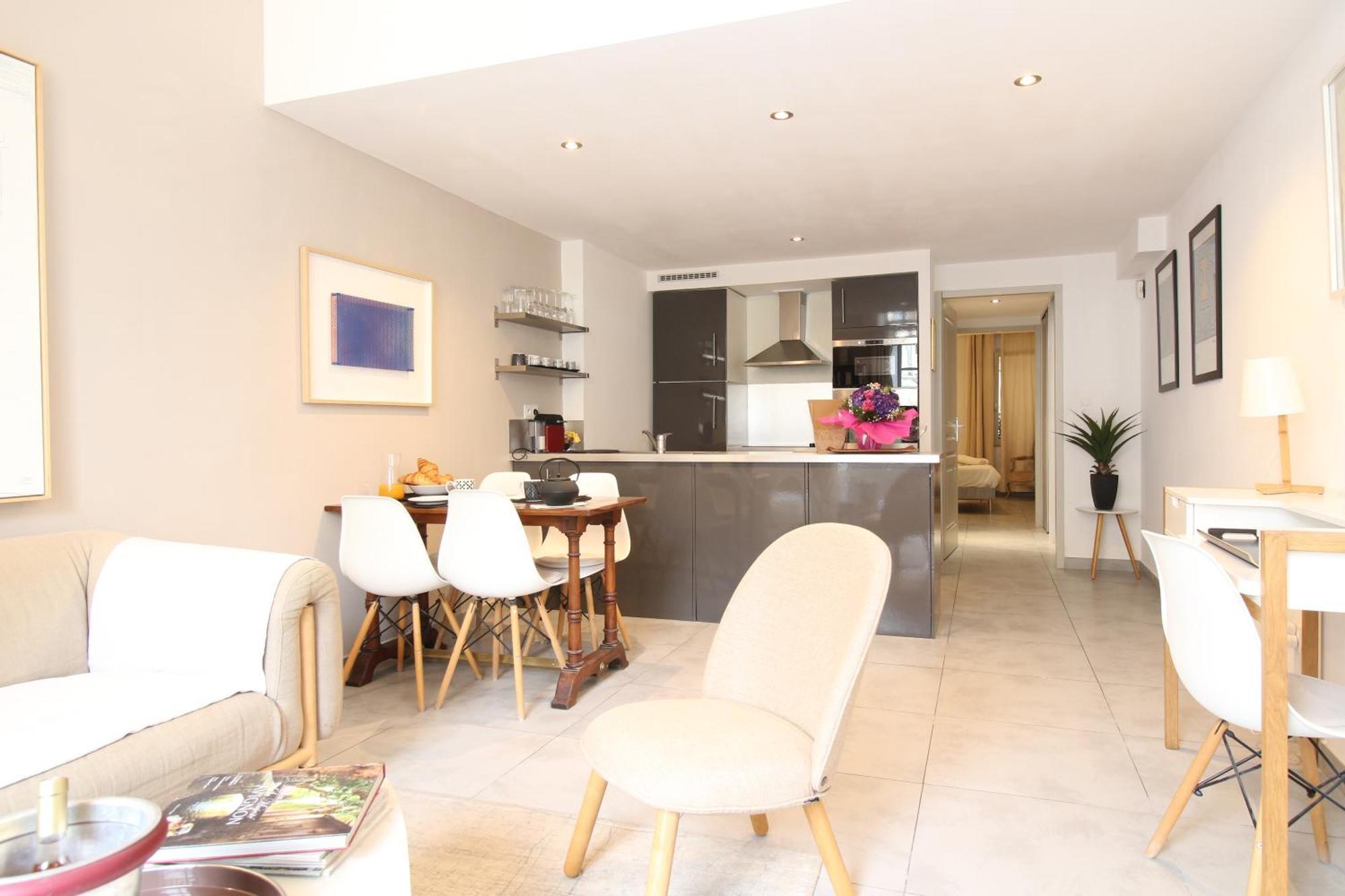 Spacieux Et Cosy - Hyper-centre - Free Wifi - 2 Pers Avignon