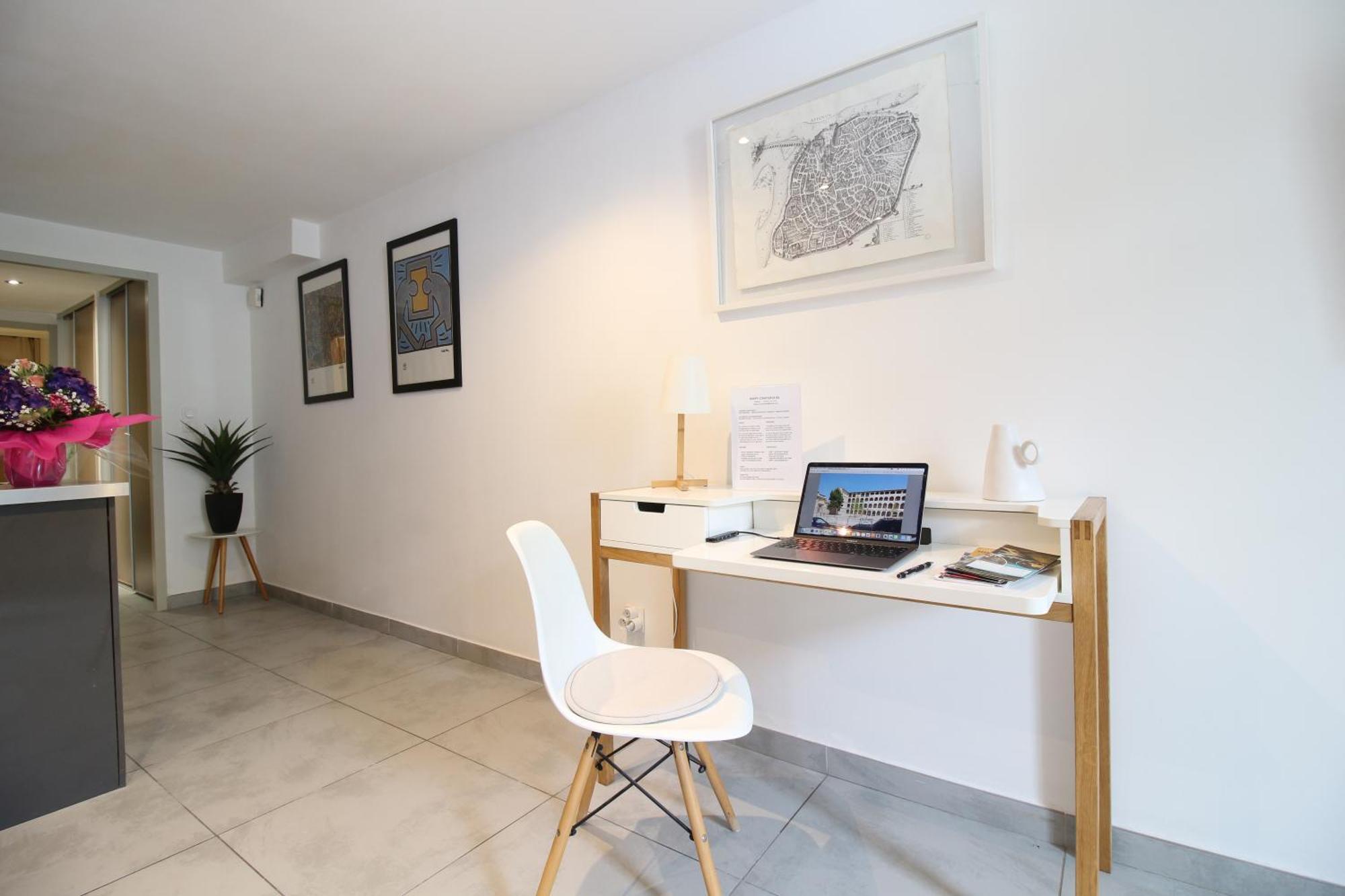 Appartement Spacieux Et Cosy - Hyper-centre - Free Wifi - 2 Pers *