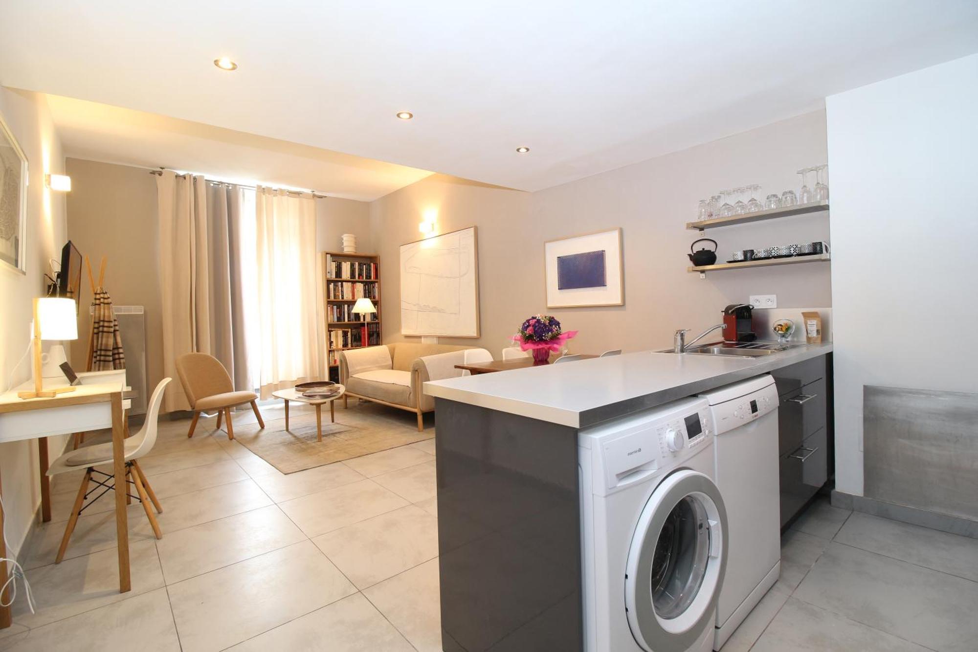 Appartement Spacieux Et Cosy - Hyper-centre - Free Wifi - 2 Pers Avignon
